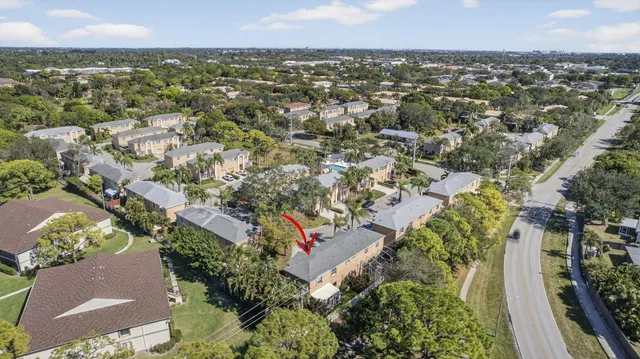 $425,000 | 310 Laurel Oaks Way, Jupiter, FL 33458