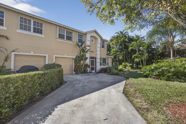 $425,000 | 310 Laurel Oaks Way, Jupiter, FL 33458
