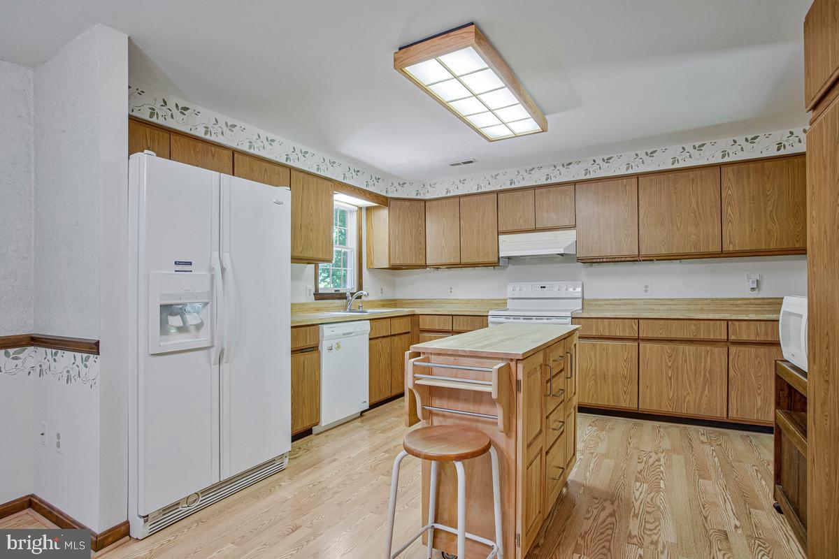 6524 Wilson Road Friendship, MD 20758 - Photo 11 of 48