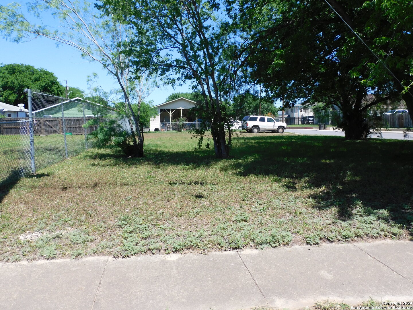 3827 Bay San Antonio, TX 78237 - Photo 5 of 23 a view of a yard with a house in the background