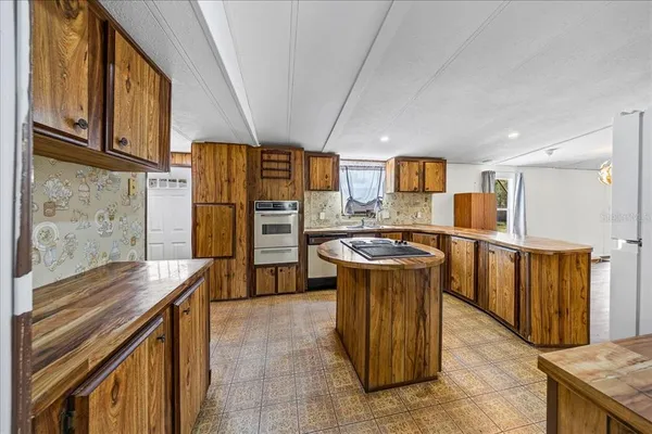 $200,000 | 2211 North Croft Avenue, Hernando, FL 34442