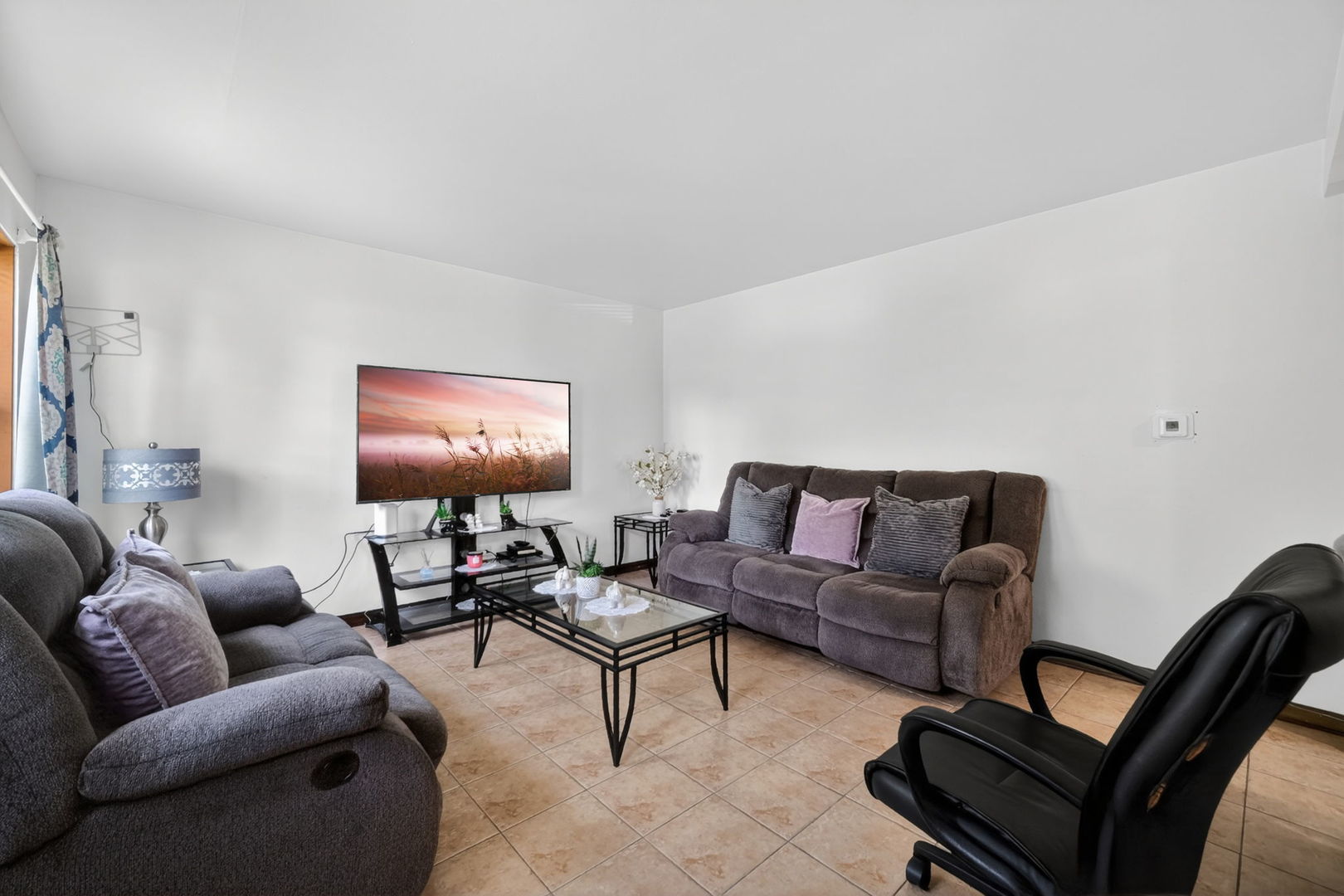 227 Hale Street Addison, IL 60101 - Photo 6 of 43