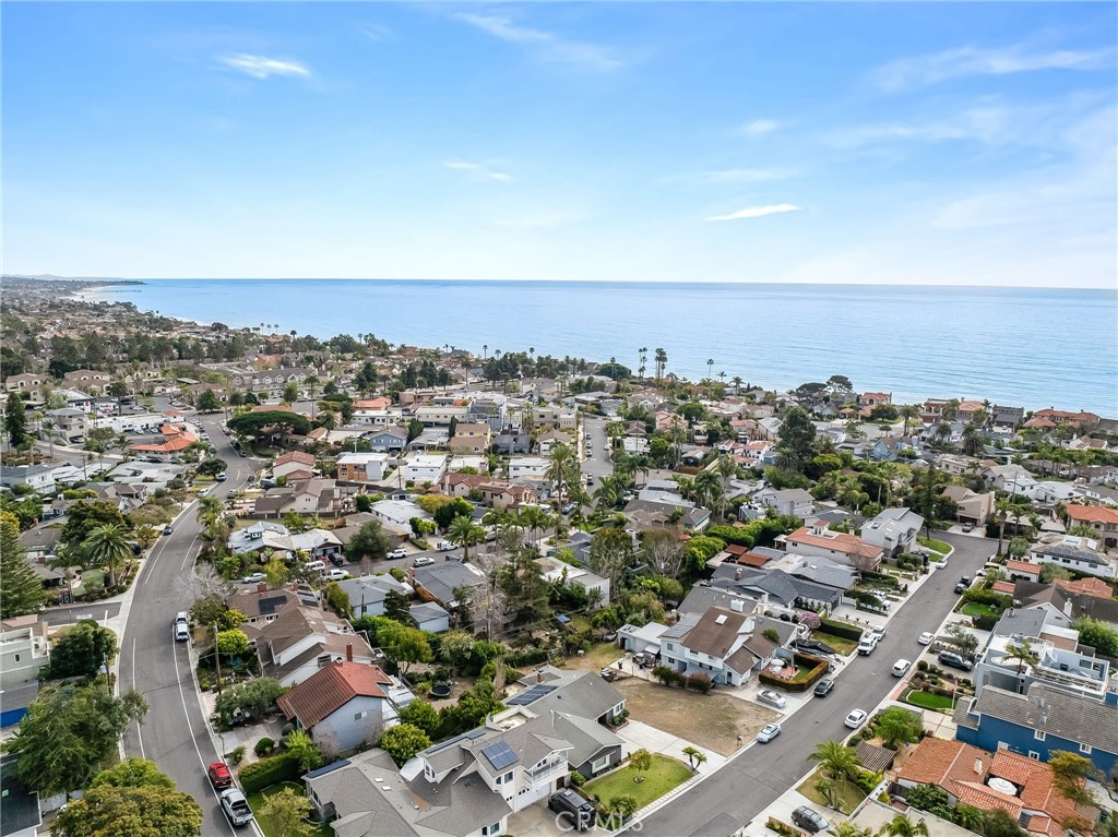 26822 Calle Real Dana Point, CA 92624 - Photo 38 of 41 an aerial view of a city