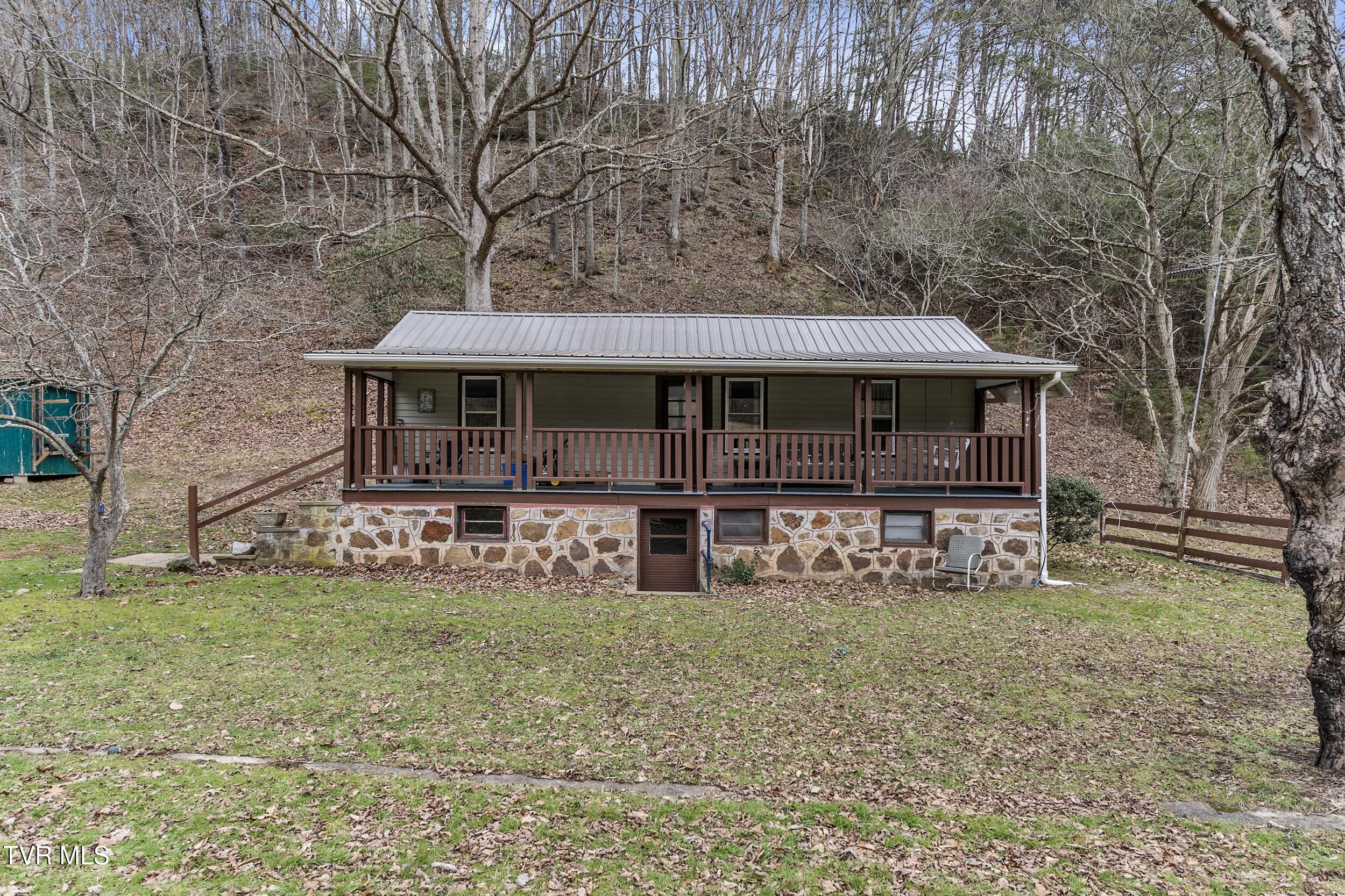 201 Falling Rock Road Saltville, VA 24370 - Photo 2 of 58 2_arw09652
