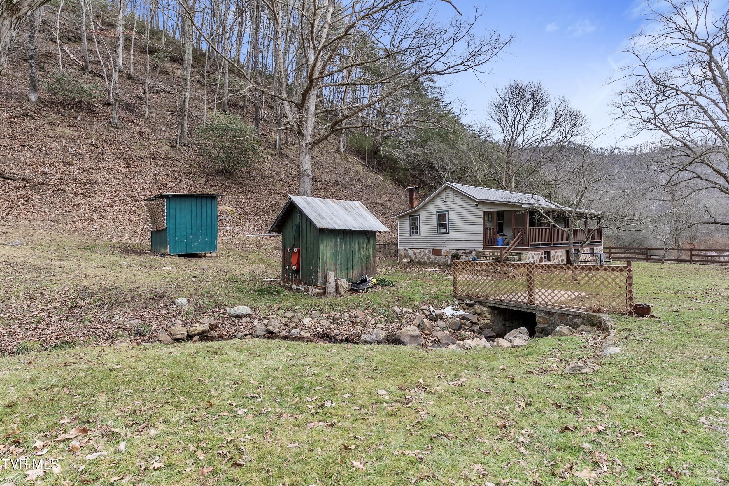 201 Falling Rock Road Saltville, VA 24370 - Photo 8 of 58 6_arw09739