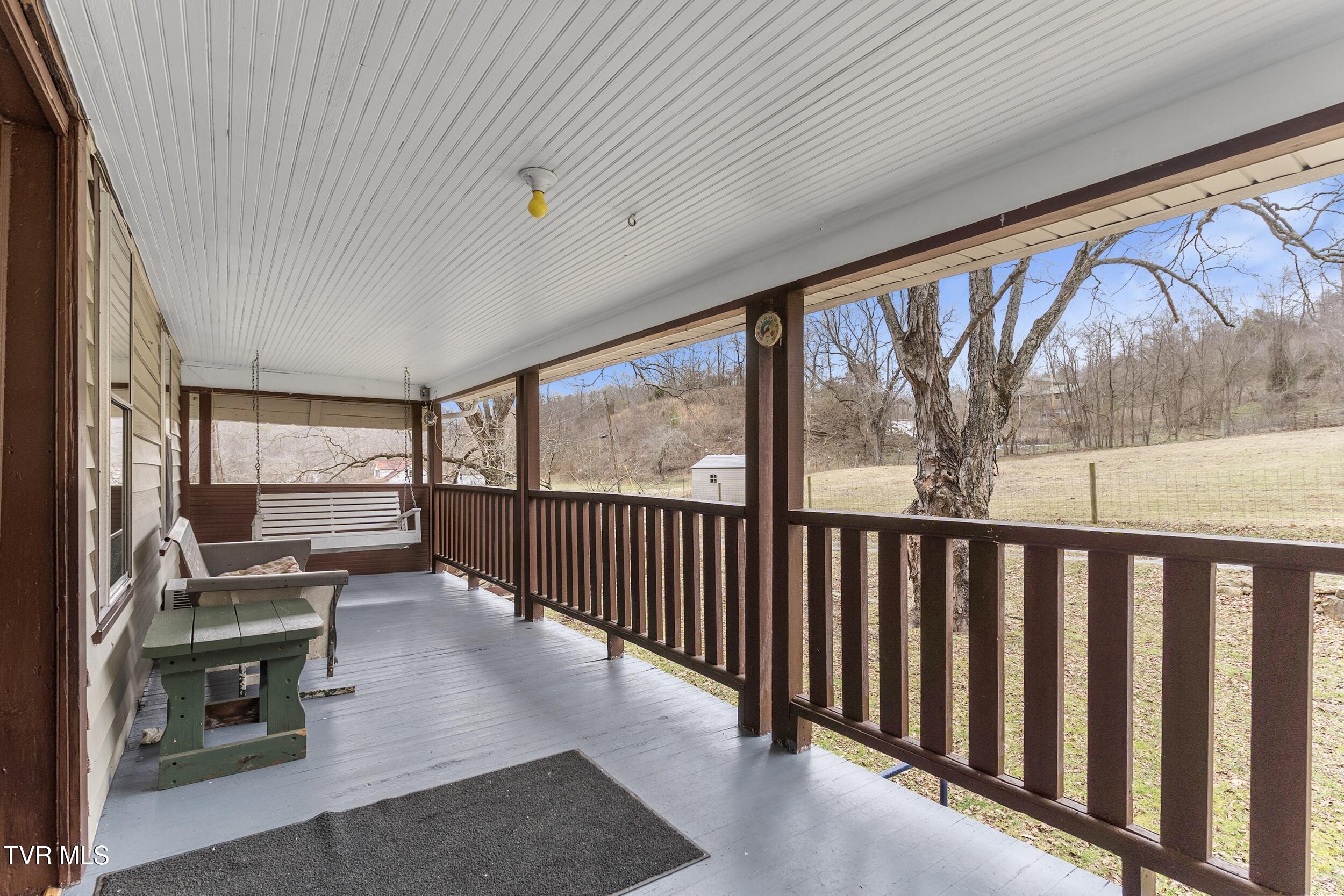 201 Falling Rock Road Saltville, VA 24370 - Photo 10 of 58 8_arw09669