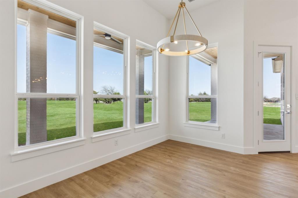 4451 Redbud Lane Midlothian, TX 76065 - Photo 14 of 35