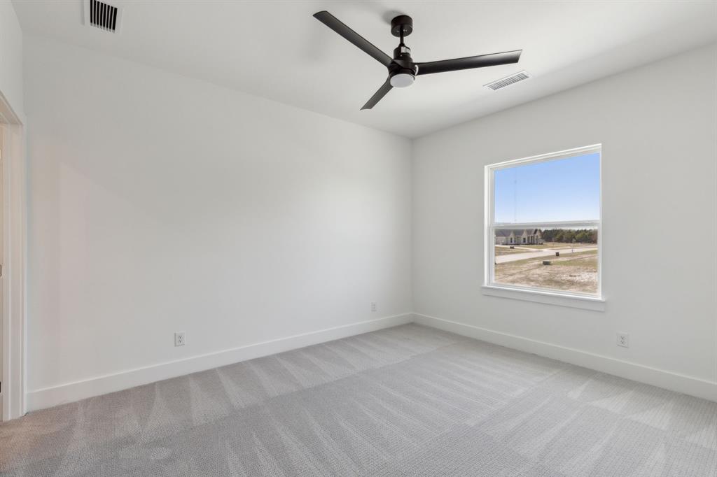 4451 Redbud Lane Midlothian, TX 76065 - Photo 28 of 35