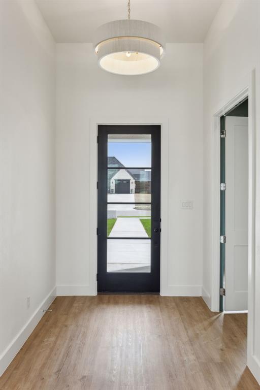 4451 Redbud Lane Midlothian, TX 76065 - Photo 4 of 35