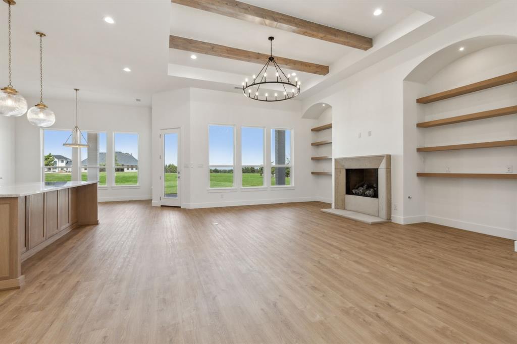 4451 Redbud Lane Midlothian, TX 76065 - Photo 5 of 35