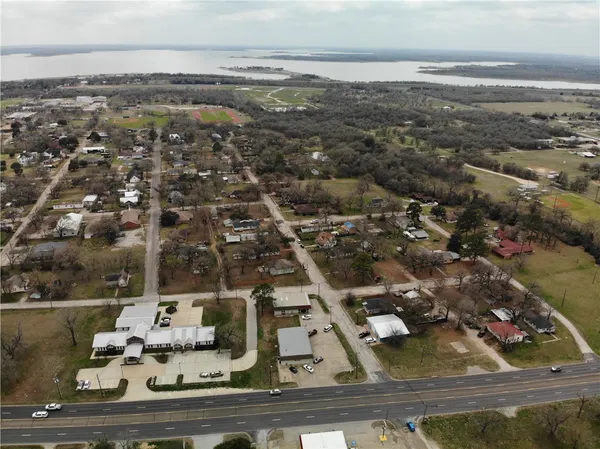 $269,000 | 124 12th Street, Somerville, TX 77879