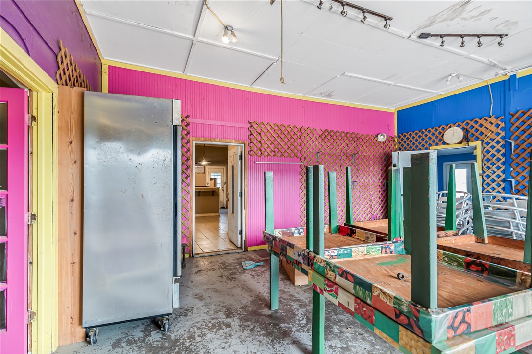 124 12th Street Somerville, TX 77879 - Photo 9 of 42 a front view of a house