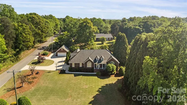 $850,000 | 1701 South Point Road, Belmont, NC 28012