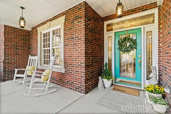 $850,000 | 1701 South Point Road, Belmont, NC 28012