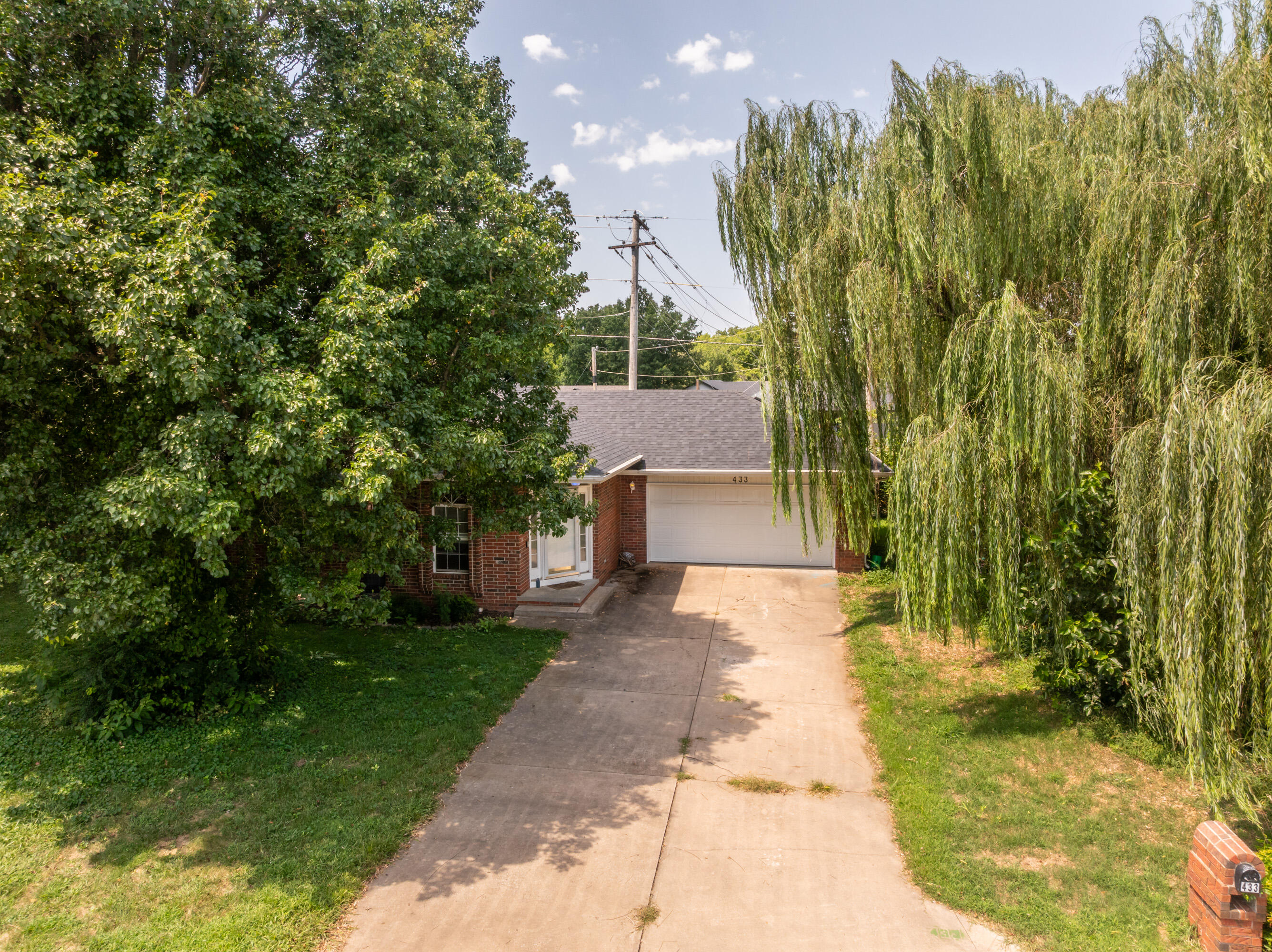 433 Devonshire Street Nixa, MO 65714 - Photo 37 of 39 DevonshireDrone-1-1