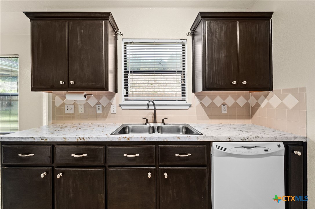 1908 Cline Drive Copperas Cove, TX 76522 - Photo 2 of 14