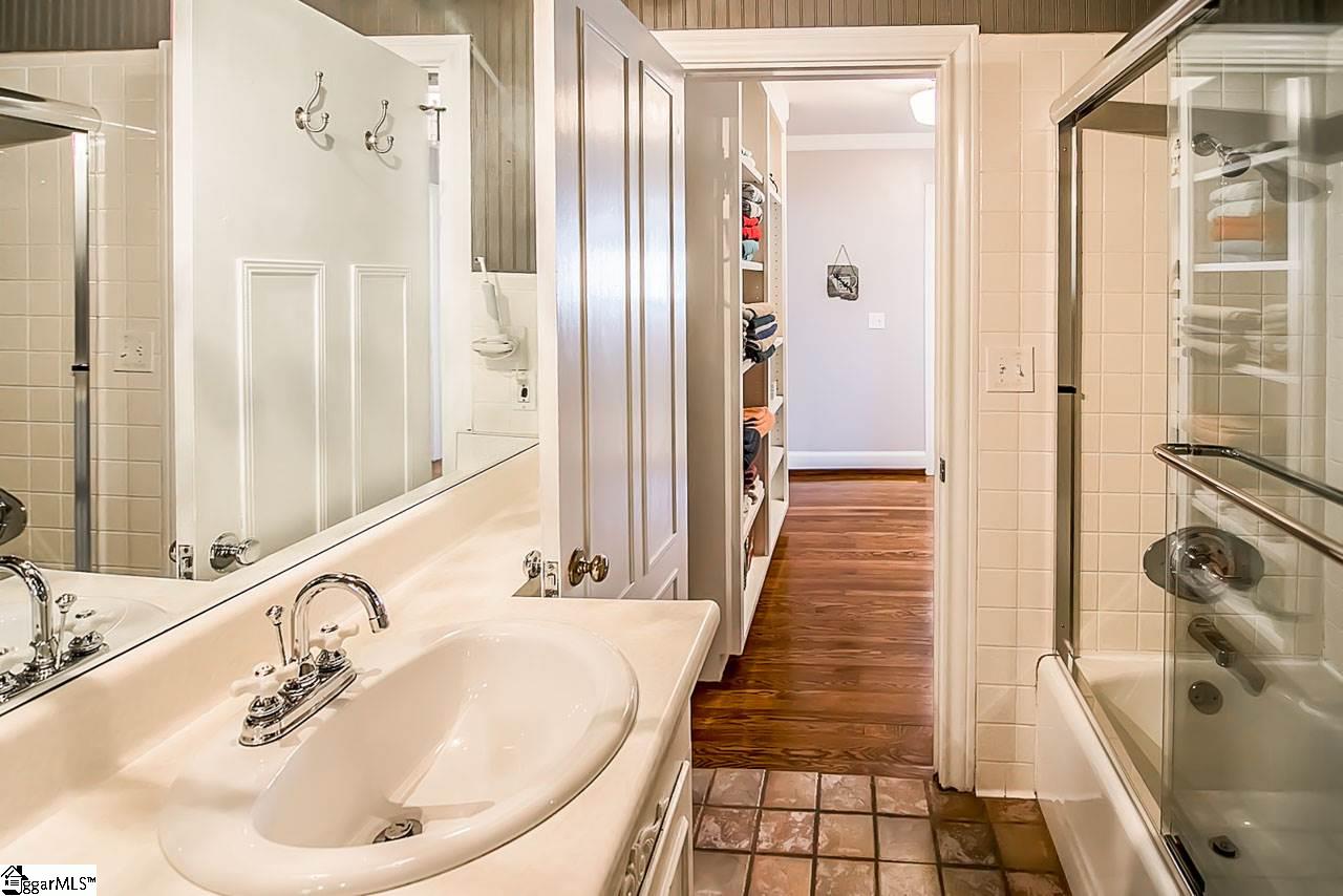 415 North B Street Easley, SC 29640 - Photo 15 of 36 Gallery Image 15