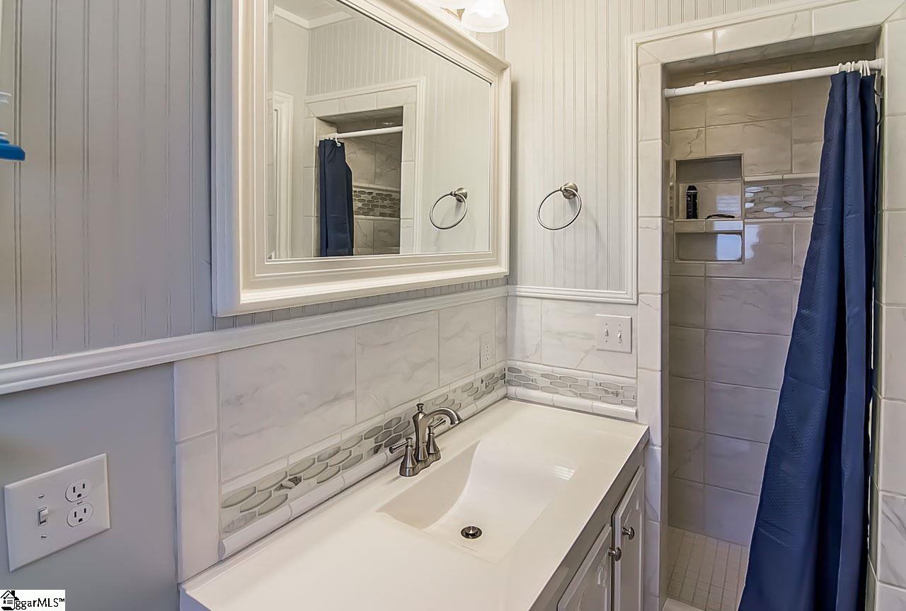 415 North B Street Easley, SC 29640 - Photo 18 of 36 Gallery Image 18