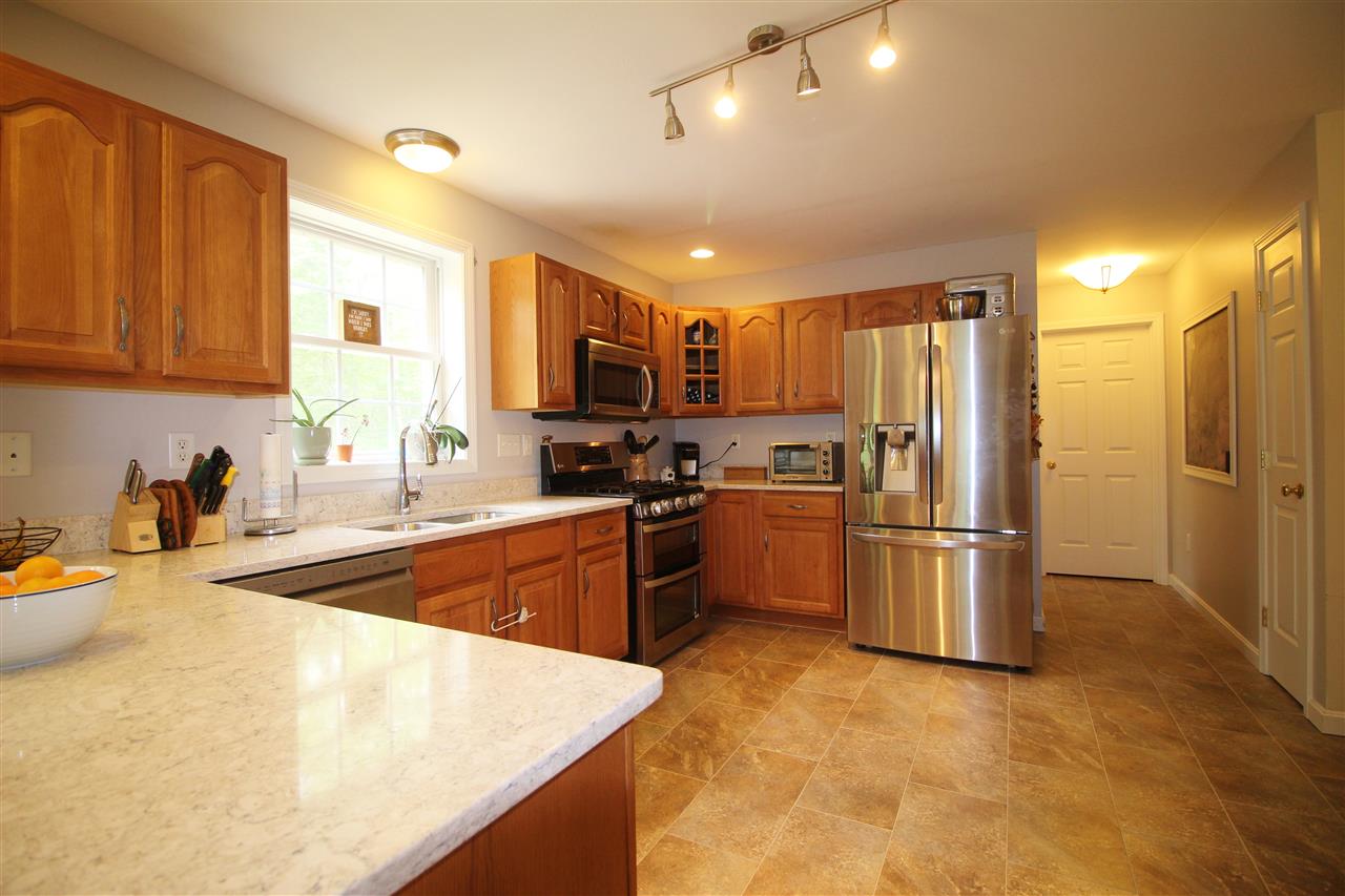 185 Town Farm Road Springfield, NH 03284 - Photo 3 of 19