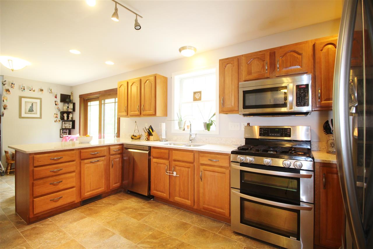 185 Town Farm Road Springfield, NH 03284 - Photo 4 of 19