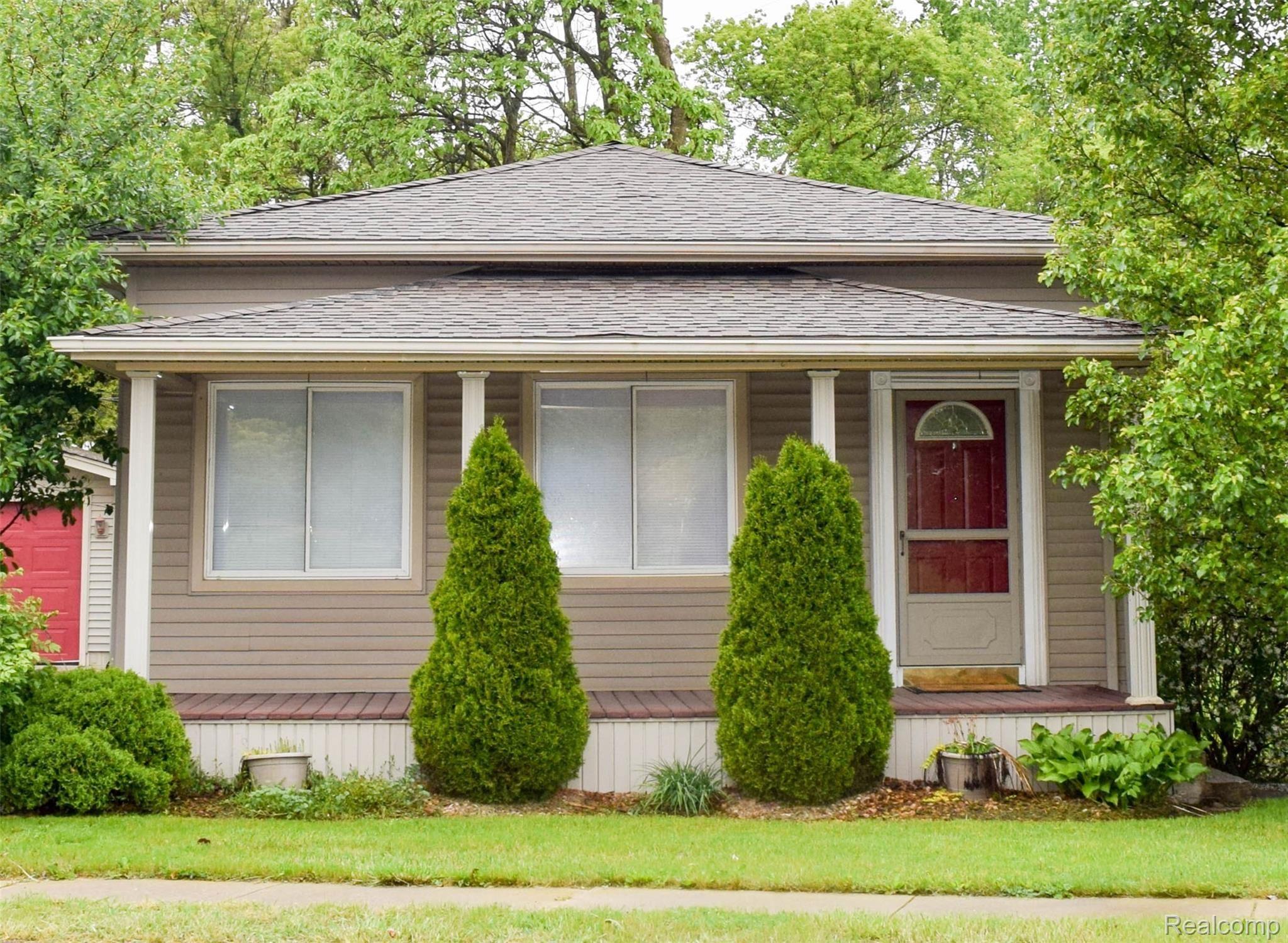 28295 Waltz Road New Boston, MI 48164 - Photo 36 of 36 DSC_0008.jpg