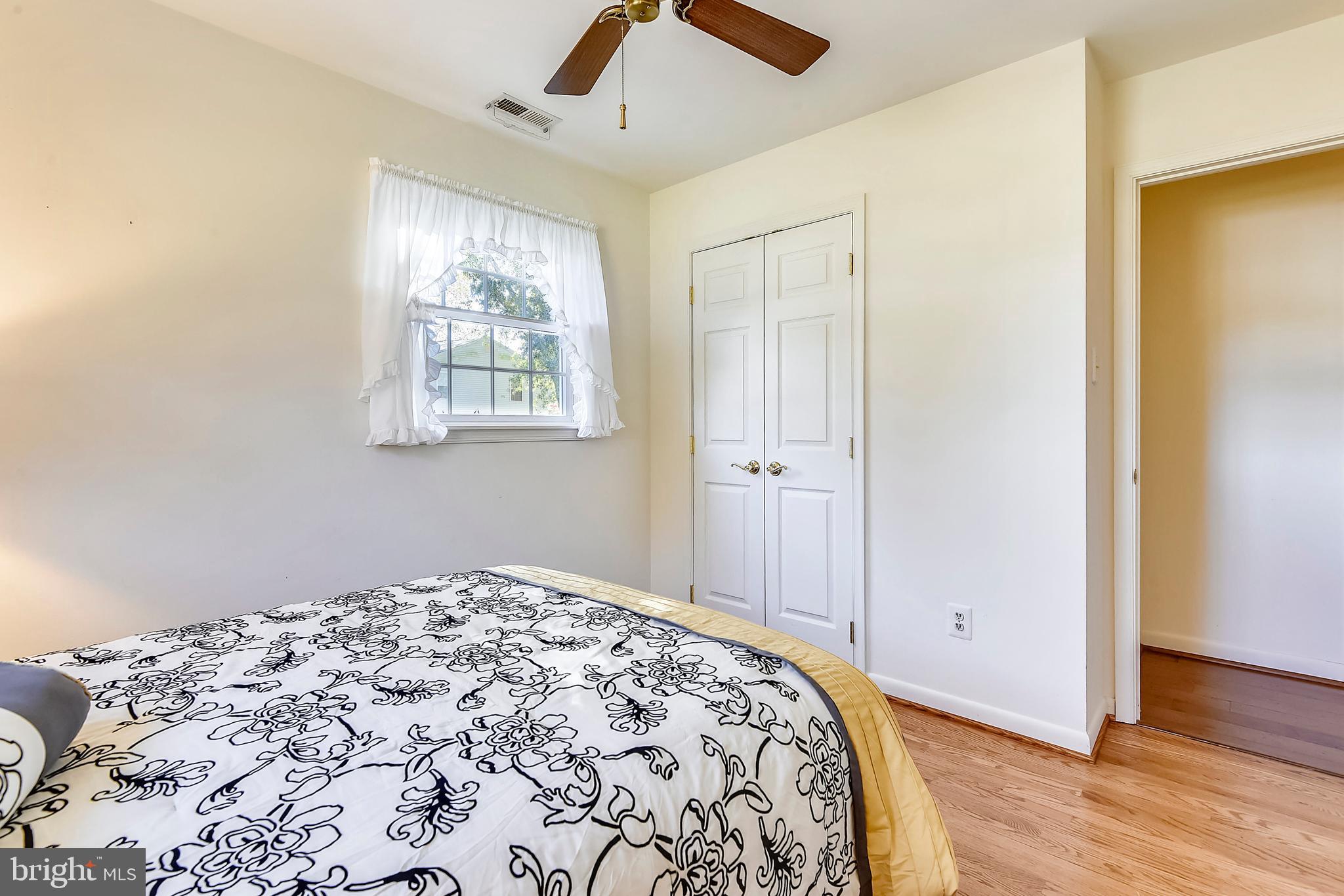 7978 Holly Road Pasadena, MD 21122 - Photo 18 of 29 Bedroom 2 - Alt View