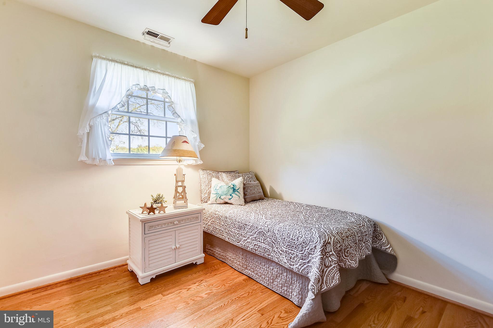 7978 Holly Road Pasadena, MD 21122 - Photo 19 of 29 Bedroom 3