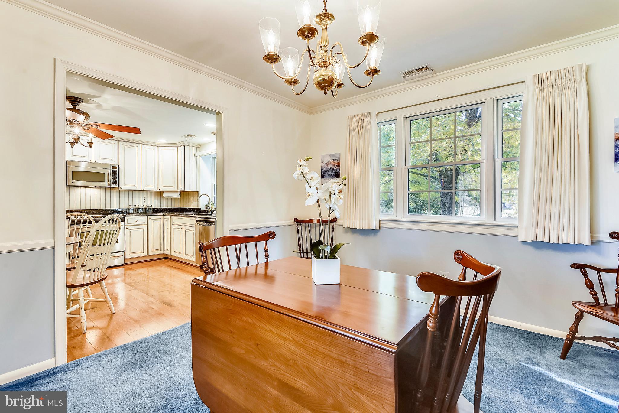 7978 Holly Road Pasadena, MD 21122 - Photo 10 of 29 Dining Room open to Kitchen