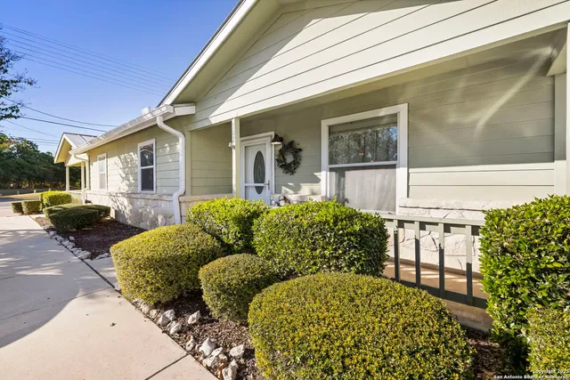 $286,000 | 121 South Plant Avenue, Unit 102, Boerne, TX 78006