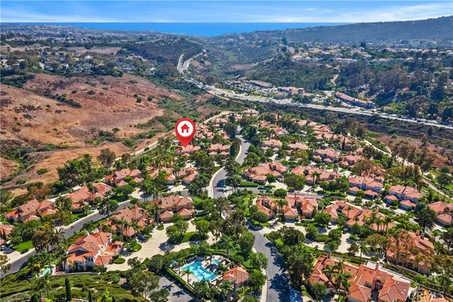 a view of outdoor space with sitting space