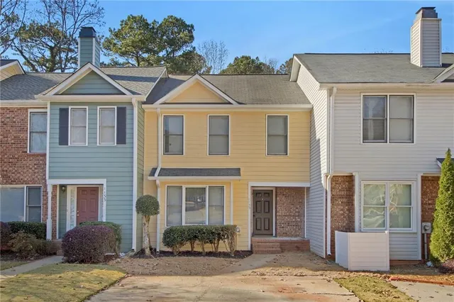 $290,000 | 1135 Shiloh Lane, Kennesaw, GA 30144