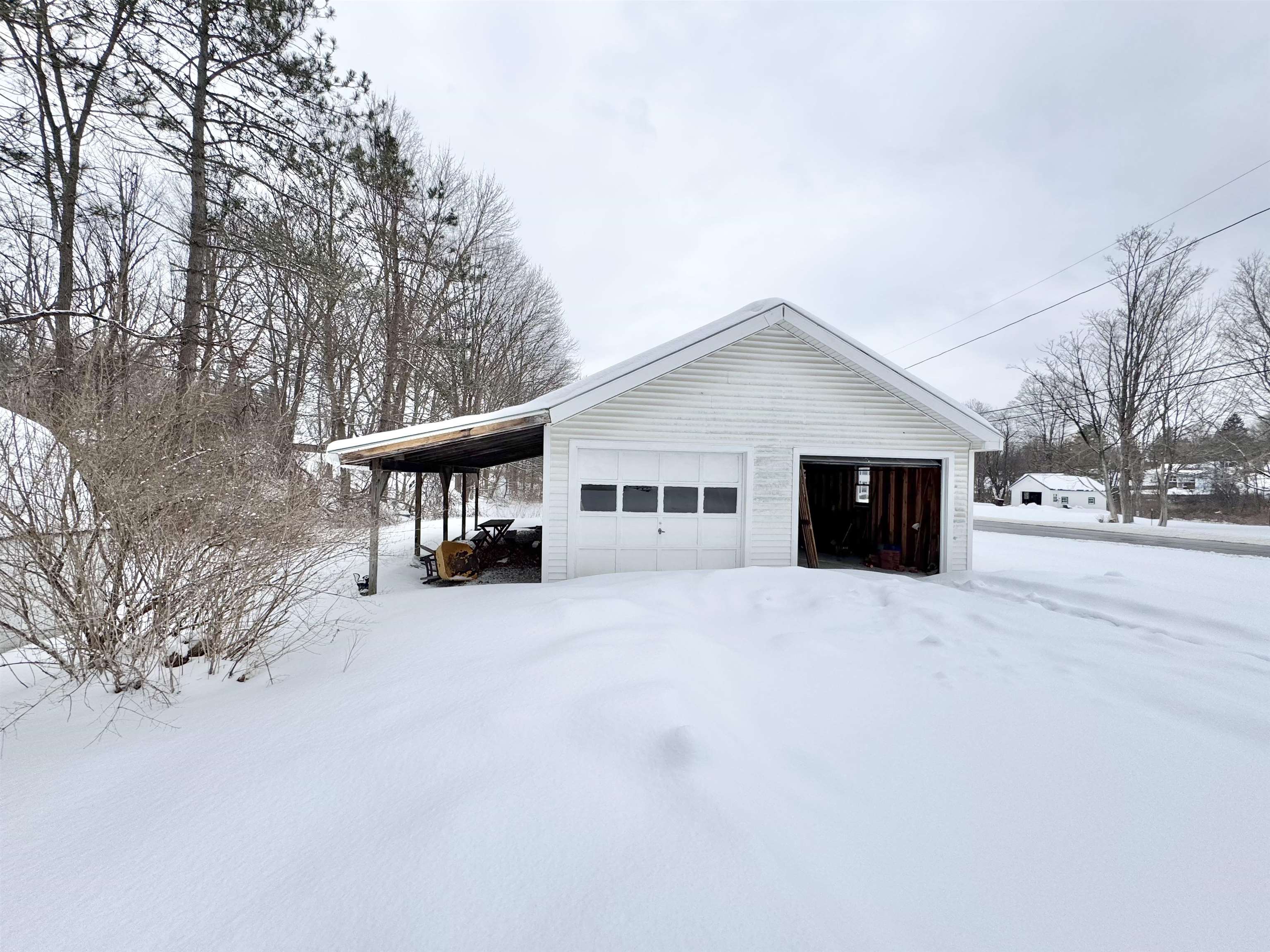 1645 Vermont Rte 67 East Shaftsbury, VT 05257 - Photo 3 of 20