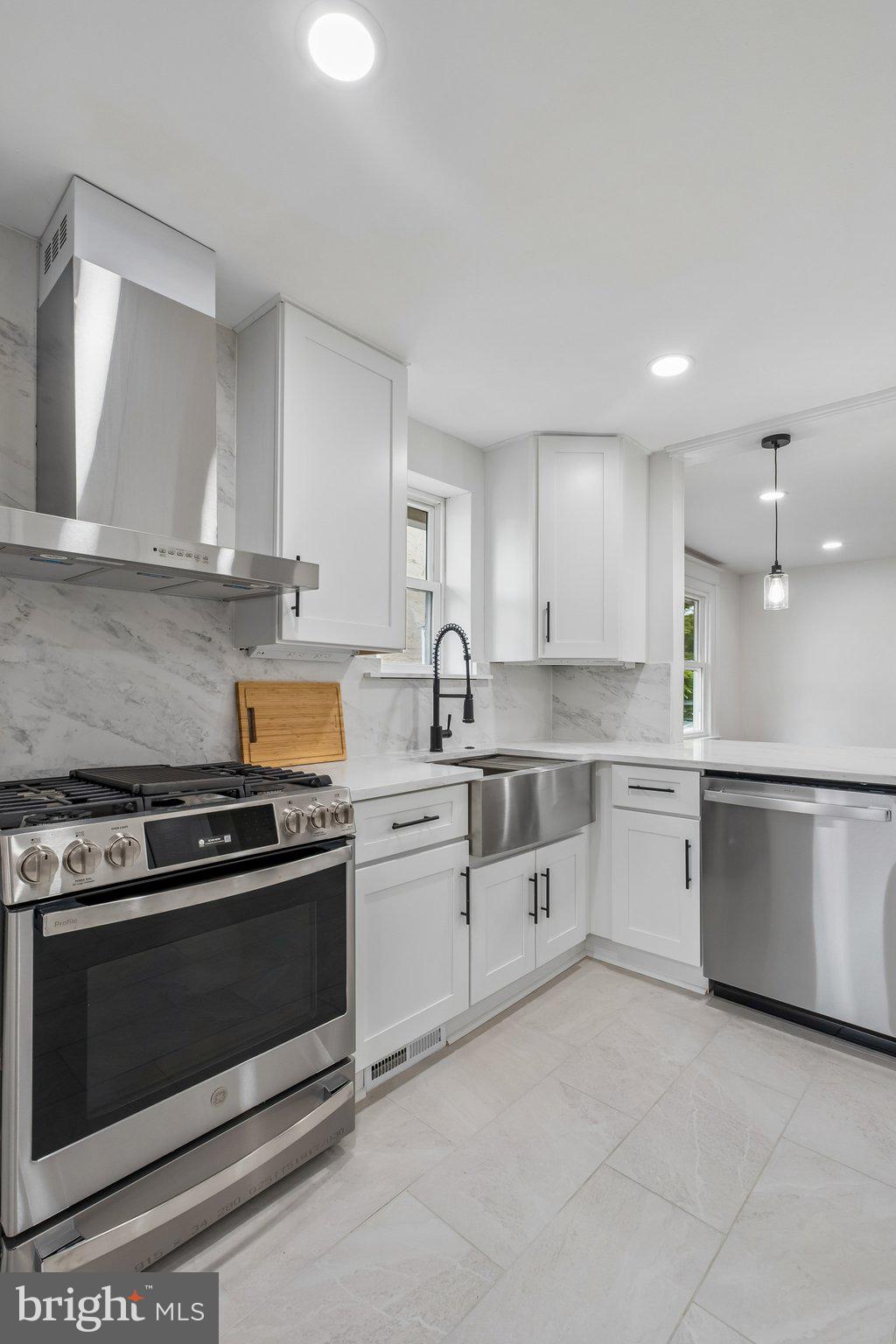 114 Conestoga Road Wayne, PA 19087 - Photo 22 of 71 Kitchen