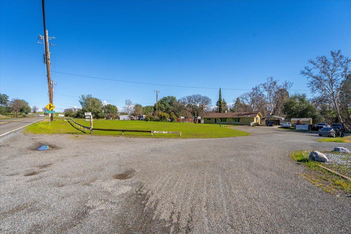 16150 Jellys Ferry Road Red Bluff, CA 96080 - Photo 26 of 37 a view of a park with large trees
