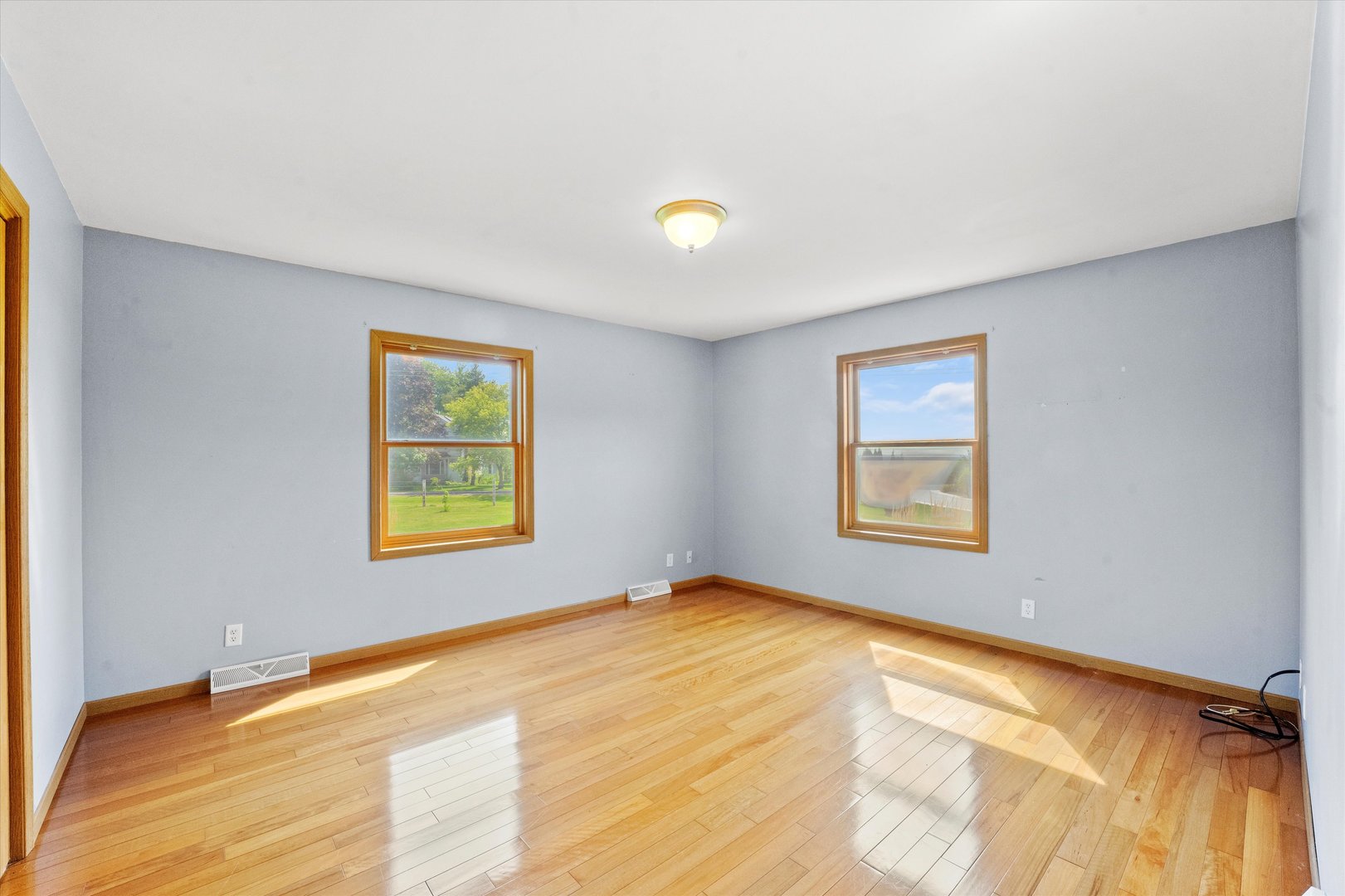 6915 Johnson Road Hebron, IL 60034 - Photo 11 of 53