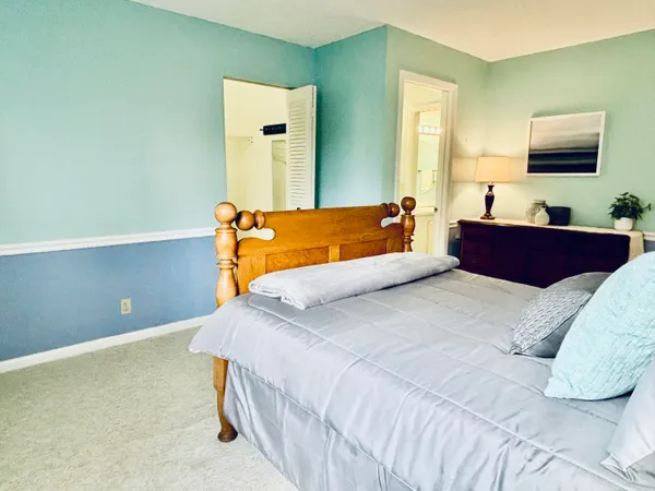 $2,100 | 1805 Fairview Villas Drive, West Palm Beach, FL 33406