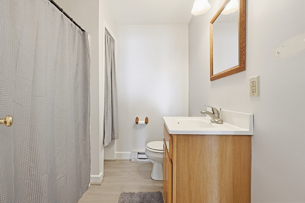 339 Chestnut Street Gardner, MA 01440 - Photo 24 of 40