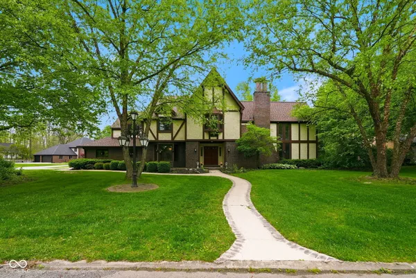 $410,000 | 2701 West Sun Valley Parkway, Muncie, IN 47303