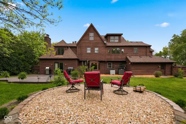 $410,000 | 2701 West Sun Valley Parkway, Muncie, IN 47303