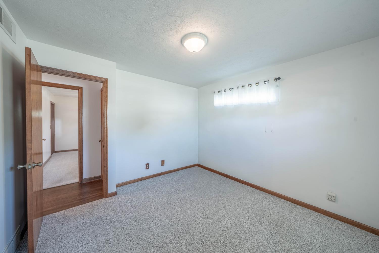 1506 Ritzmann Drive Lawrenceburg, IN 47025 - Photo 17 of 56