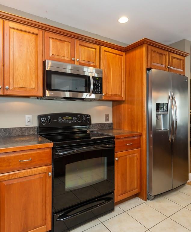 110 Valley Road Southampton, MA 01073 - Photo 6 of 42