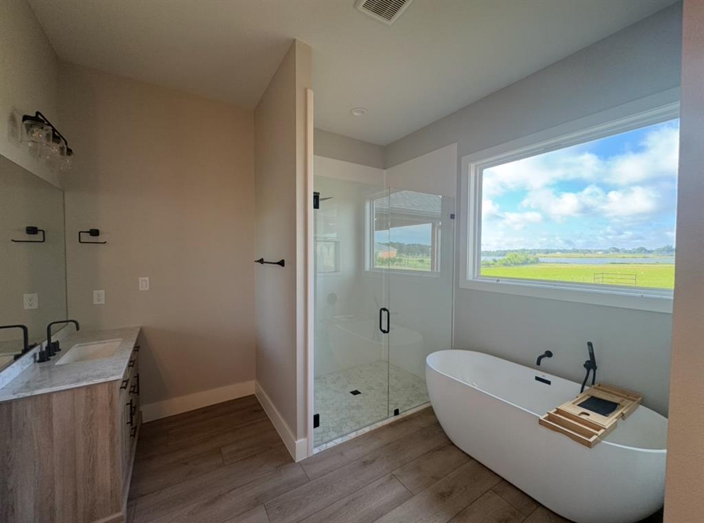 642 Fm 1995 Van, TX 75790 - Photo 14 of 28 a bathroom with a sink and a mirror