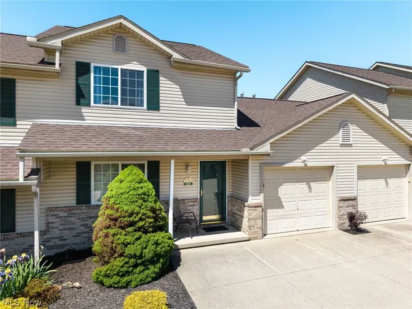 $194,900 | 808 Doty Drive, Wadsworth, OH 44281