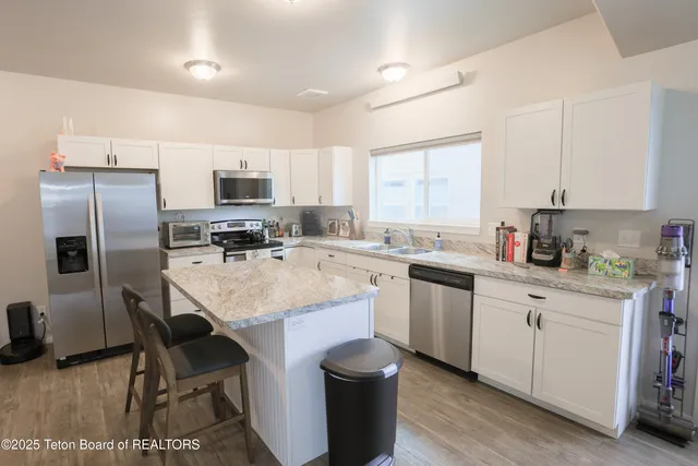 $675,000 | 67 Eva Lane, Unit 8, Victor, ID 83455