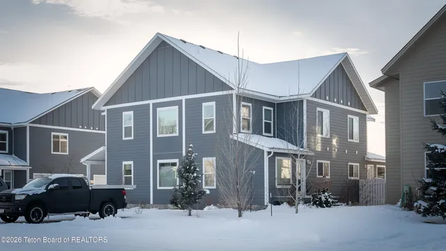 $675,000 | 67 Eva Lane, Unit 8, Victor, ID 83455