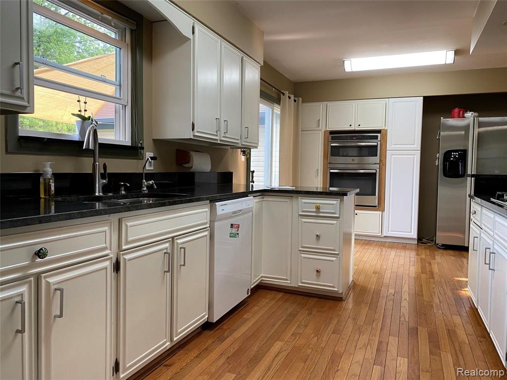 13343 Jennings Road Linden, MI 48451 - Photo 6 of 31