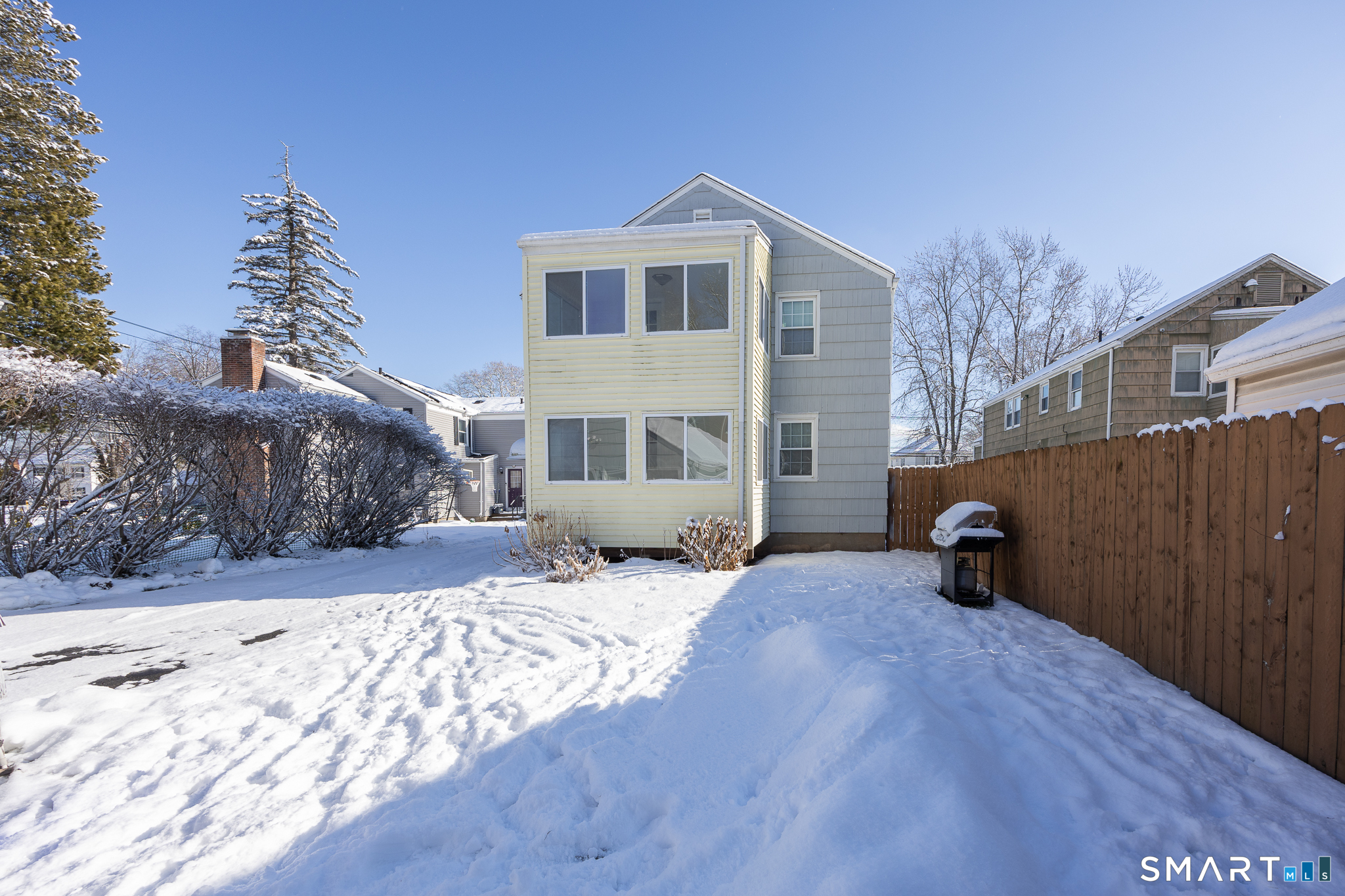 169 Arnoldale Road West Hartford, CT 06119 - Photo 11 of 11 a front view of a house with a yard