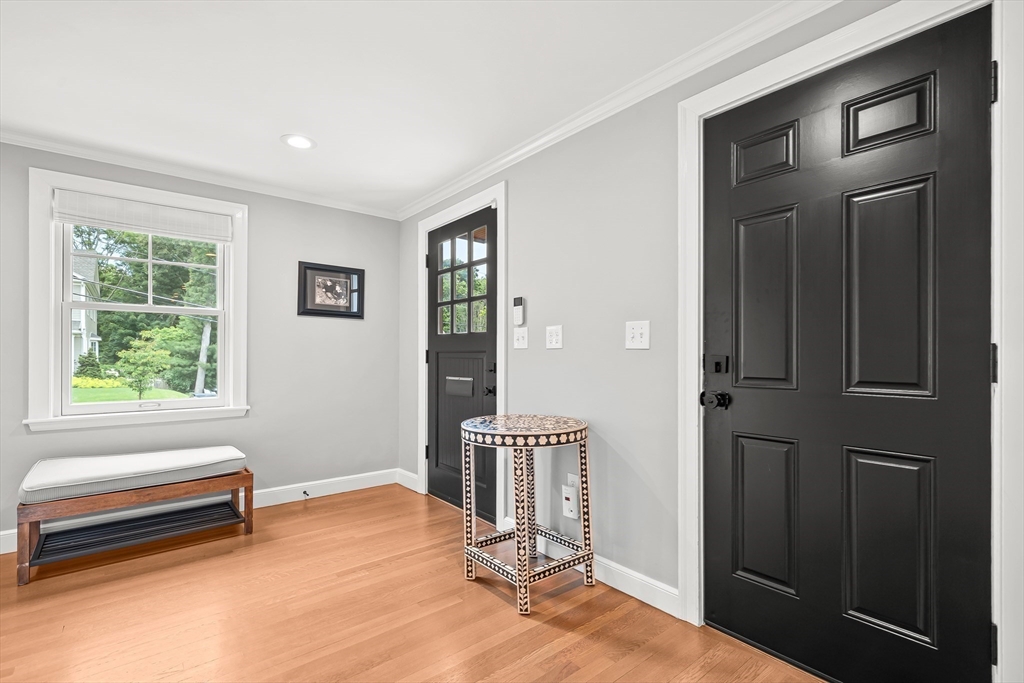 23 Northgate Road Wellesley, MA 02481 - Photo 10 of 31
