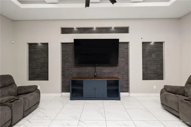 $449,000 | 325 West Palm Drive, Edinburg, TX 78541