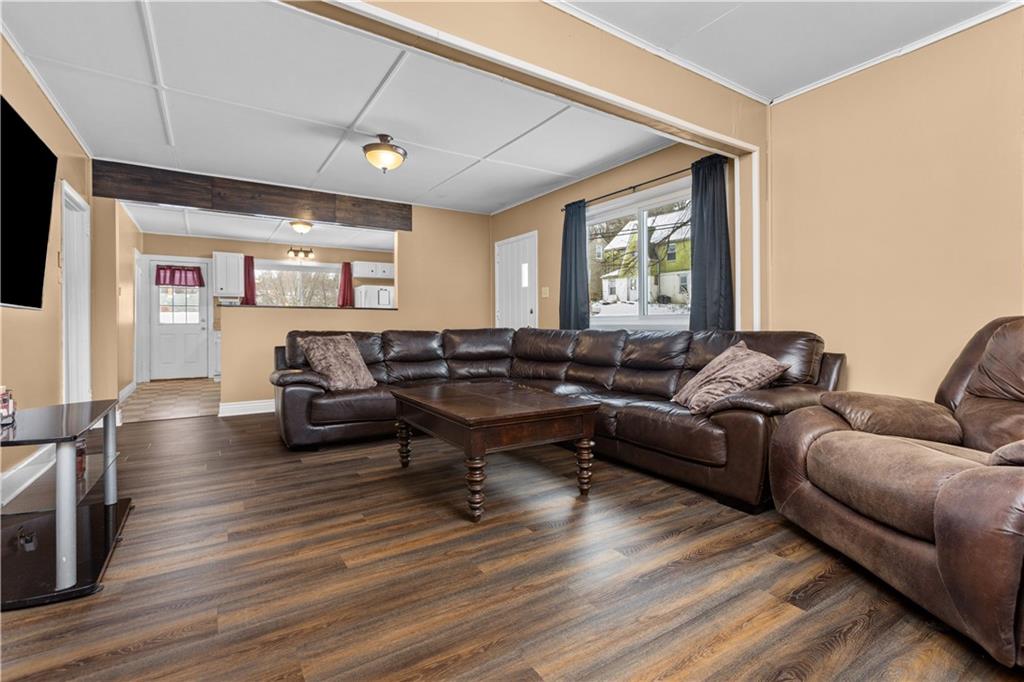 32 Forest Road Ambridge, PA 15003 - Photo 5 of 30 Gallery Image 5